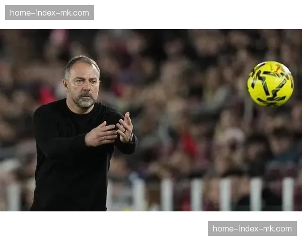 终场哨响，阿尔特塔面色凝重凝视酋长球场记分牌